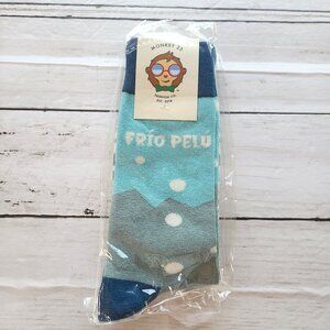 Blue Mountain Graphic Crew Socks w/ "Frío Pelú" Text, Monkey 23 Fashion Co.